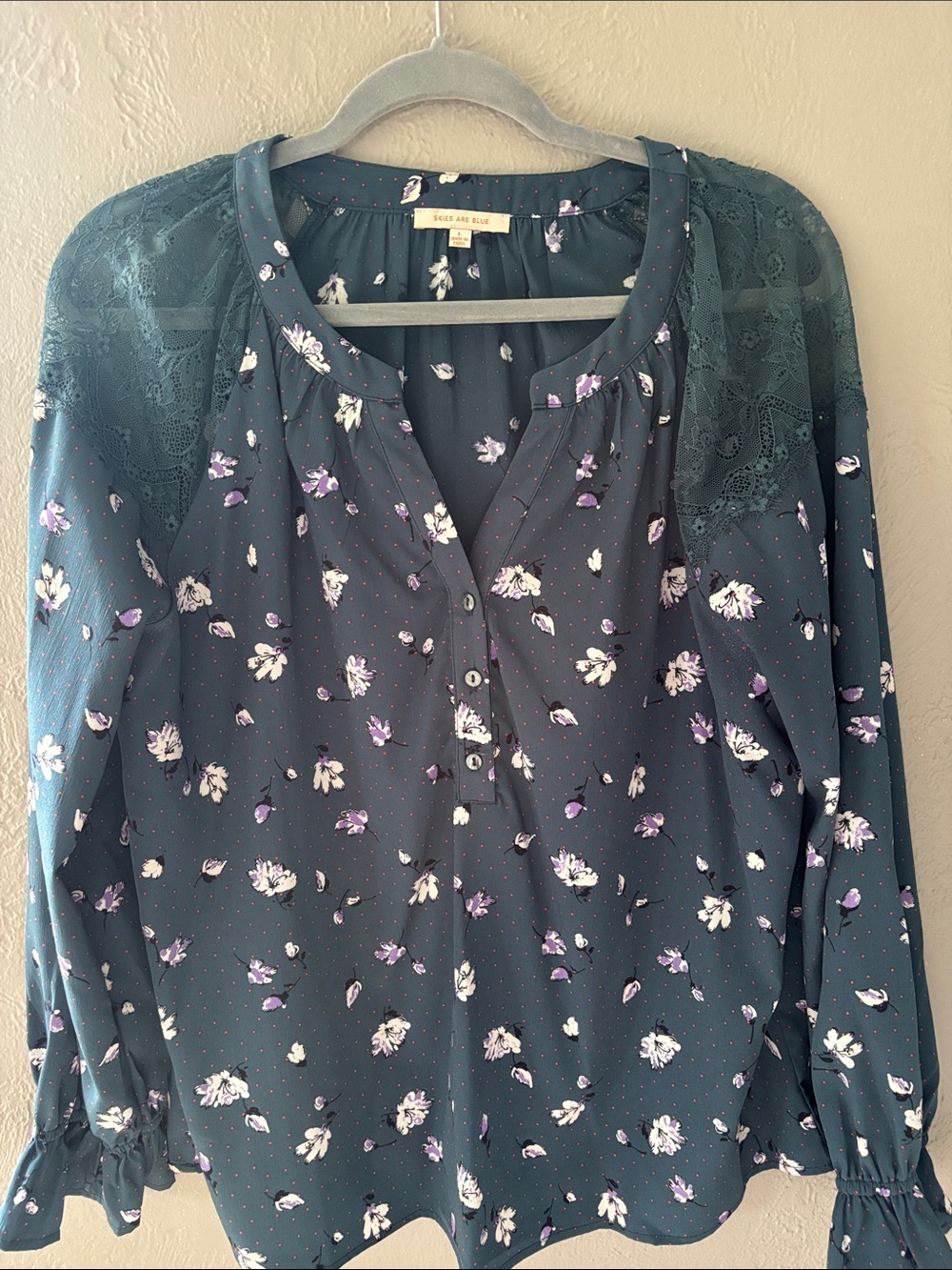Skies Are Blue Dark Navy Floral Lace-Trim Button Front Blouse